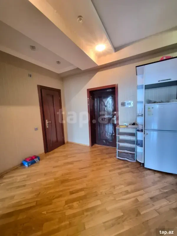 Kirayə verilir 2 otaqlı yeni tikili 70 m²