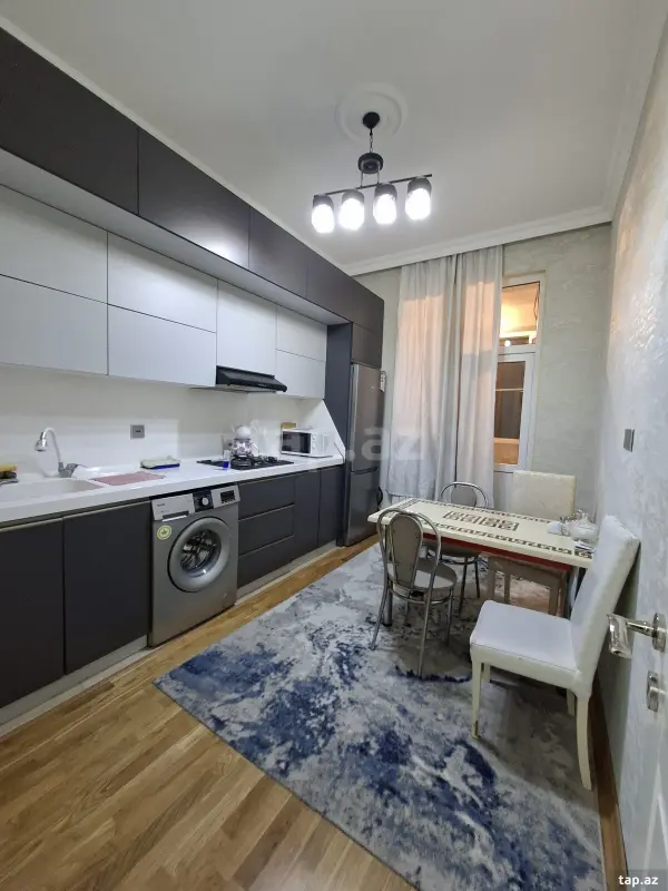 Satılır 2 otaqlı yeni tikili 64 m²