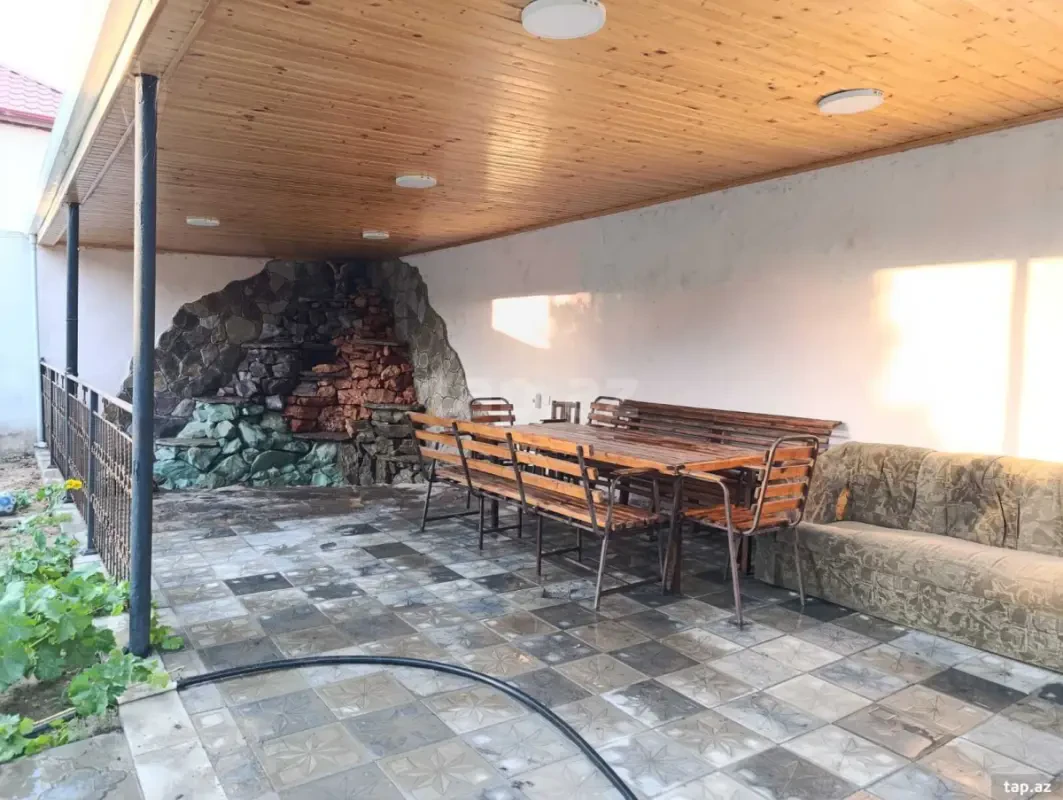 Kirayə verilir 4 otaqlı həyət evi 100 m²
