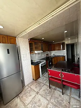 Kirayə verilir 4 otaqlı mənzil 130 m² — Bakı 4 otaq 130.00 m²
