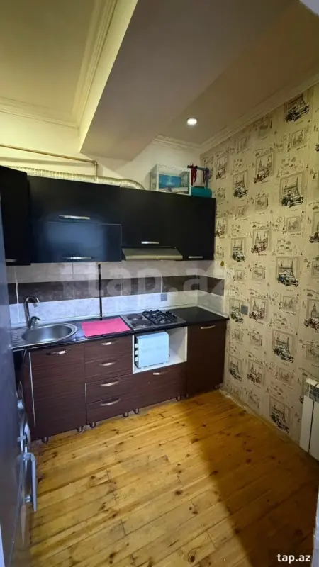 Kirayə verilir 2 otaqlı yeni tikili 60 m²