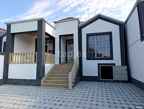 Satılır 3 otaqlı həyət evi 100 m² — Bakı 3 otaq 100.00 m²