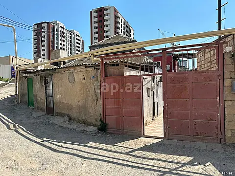 Satılır 20 otaqlı həyət evi 940 m² — Bakı 20 otaq 940.00 m²