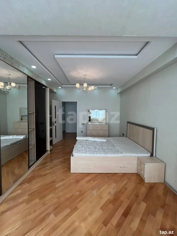 Satılır 2 otaqlı yeni tikili 60 m²