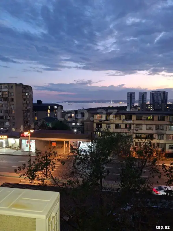 Satılır 3 otaqlı mənzil 72 m²