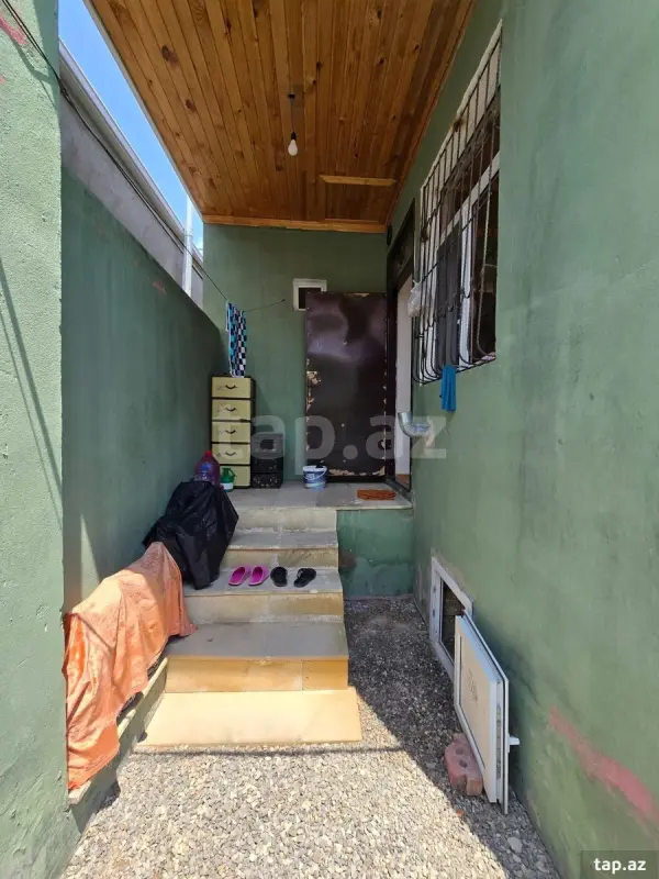 Satılır 2 otaqlı həyət evi 100 m²
