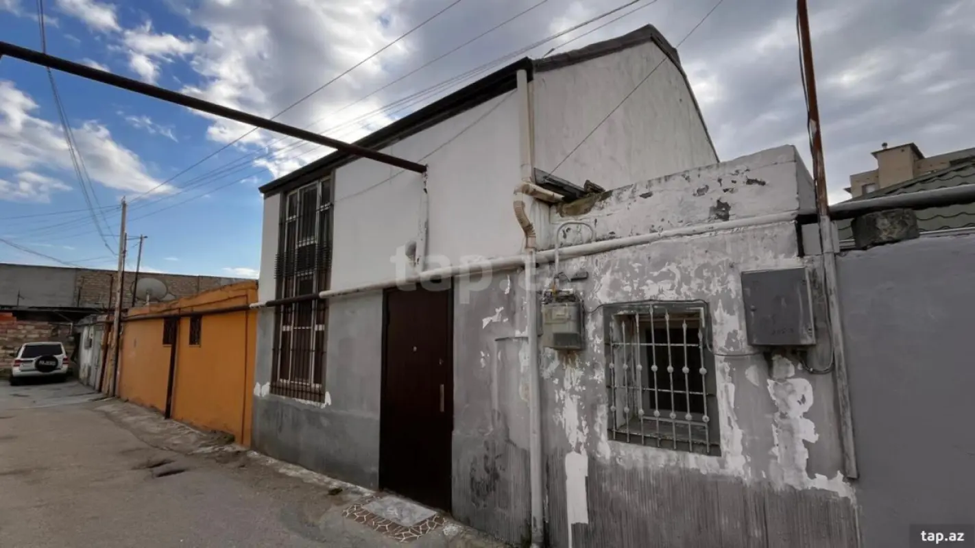 Satılır 3 otaqlı həyət evi 70 m²