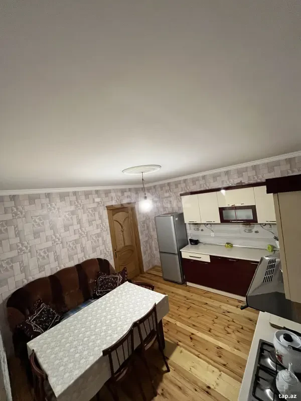 Kirayə verilir 3 otaqlı həyət evi 70 m²