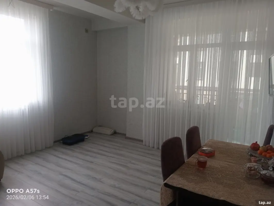 Kirayə verilir 3 otaqlı yeni tikili 103 m²