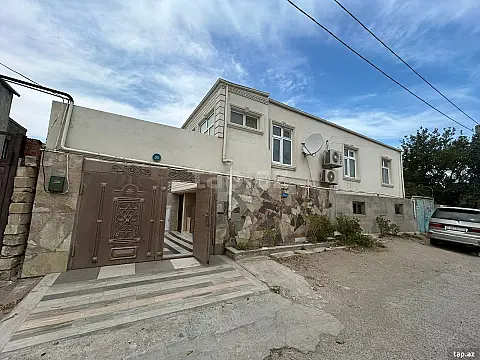 Satılır 7 otaqlı həyət evi 160 m² — Sumqayıt 7 otaq 160.00 m²