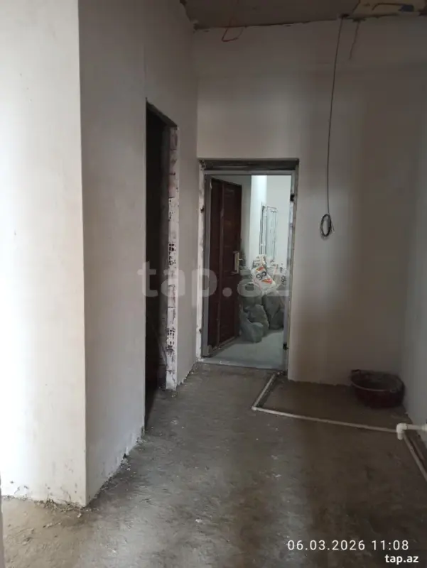 Satılır 2 otaqlı yeni tikili 72 m²