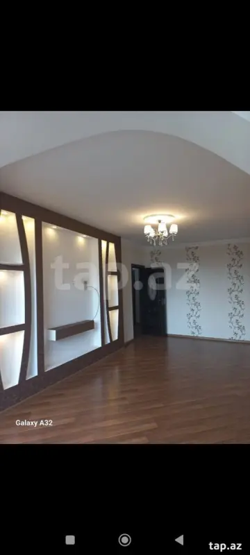 Satılır 1 otaqlı mənzil 38 m²