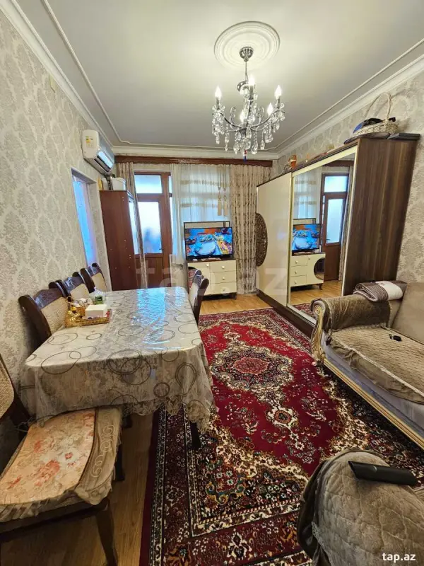 Satılır 2 otaqlı mənzil 106000 m²
