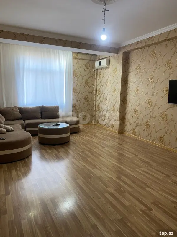 Kirayə verilir 3 otaqlı yeni tikili 110 m²