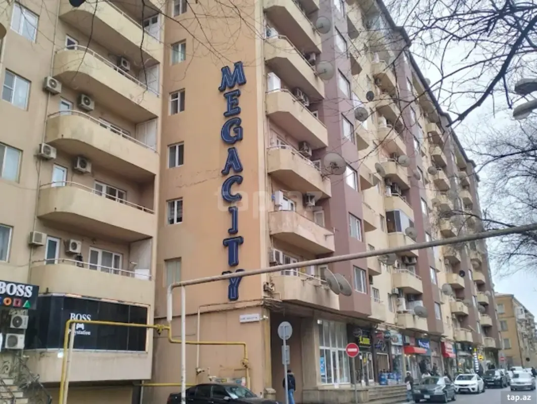 Satılır 3 otaqlı yeni tikili 135 m²