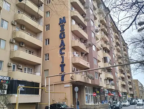 Satılır 3 otaqlı yeni tikili 135 m² — Bakı 3 otaq 135.00 m²