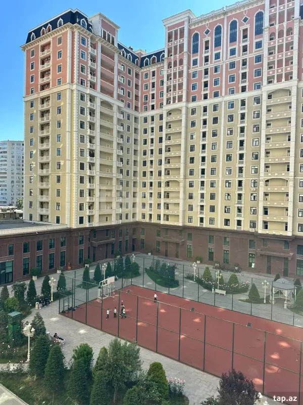 Satılır 2 otaqlı yeni tikili 68 m²
