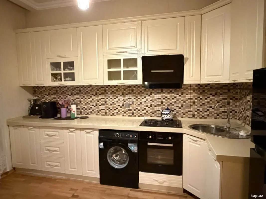 Kirayə verilir 2 otaqlı yeni tikili 60 m²