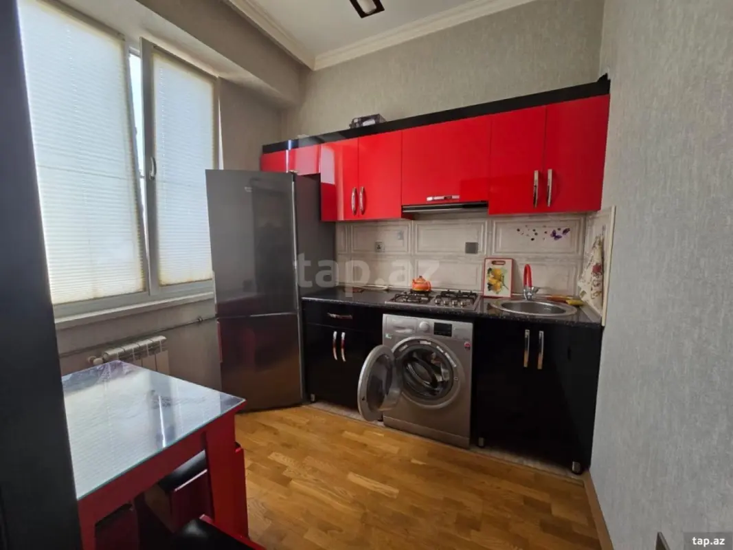 Kirayə verilir 1 otaqlı yeni tikili 30 m²