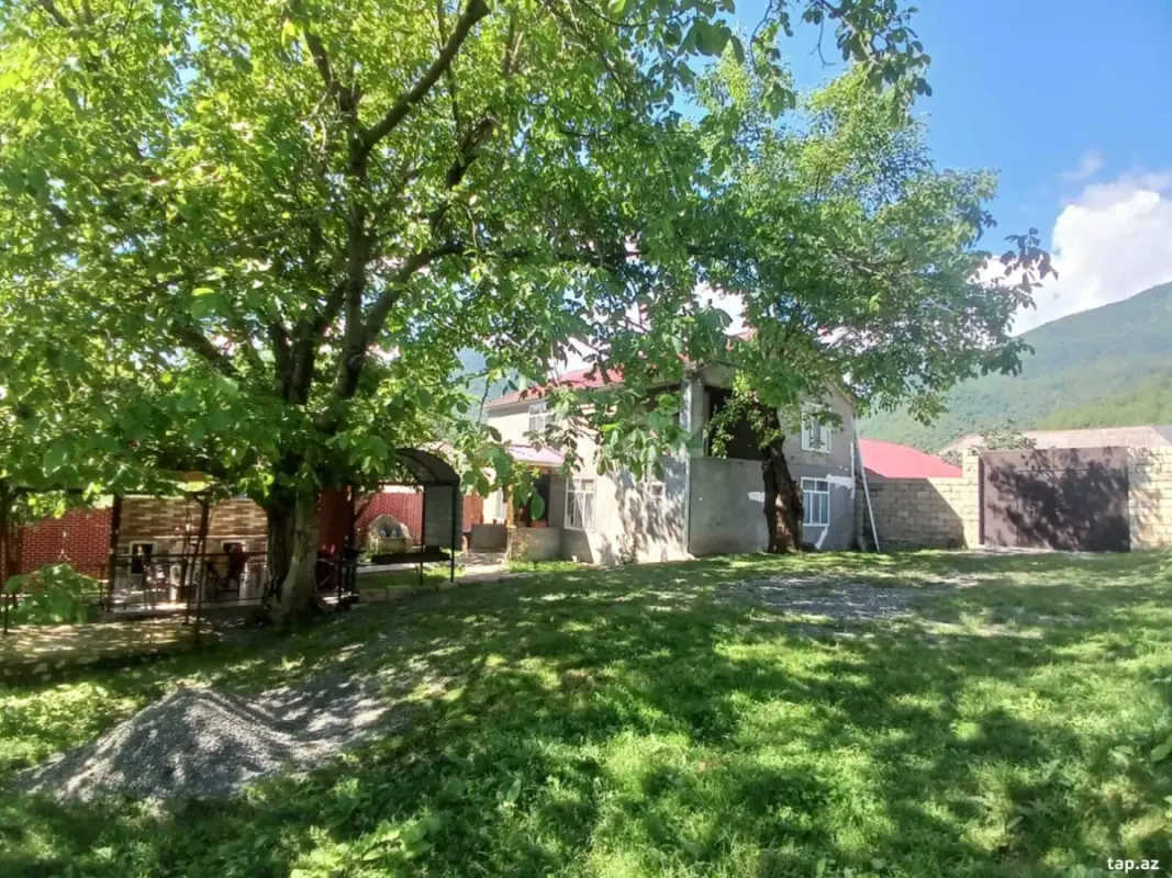 Kirayə verilir 4 otaqlı həyət evi 150 m²