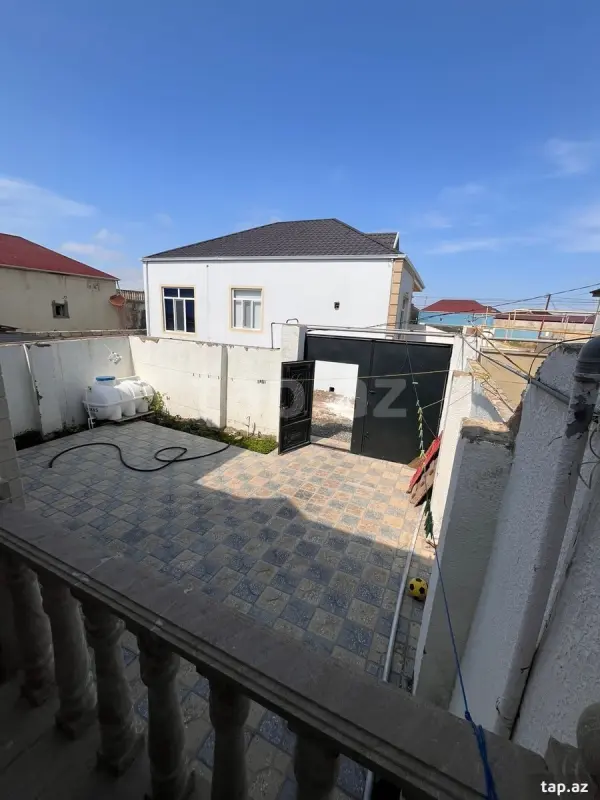 Satılır 4 otaqlı həyət evi 80 m²