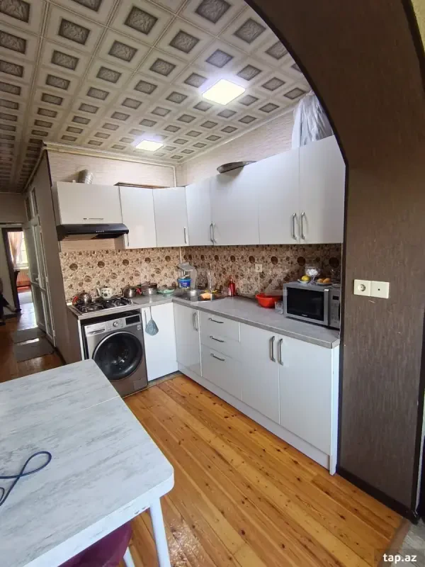 Satılır 3 otaqlı mənzil 68 m²