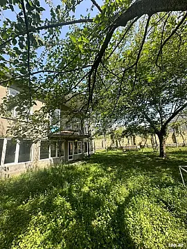 Kirayə verilir 4 otaqlı həyət evi 200 m² — Qax 4 otaq 200.00 m²