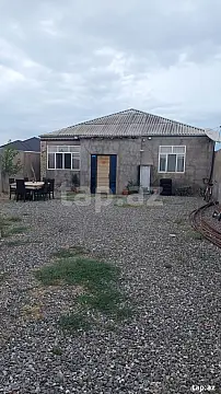Satılır 4 otaqlı həyət evi 300 m² — Sumqayıt 4 otaq 300.00 m²