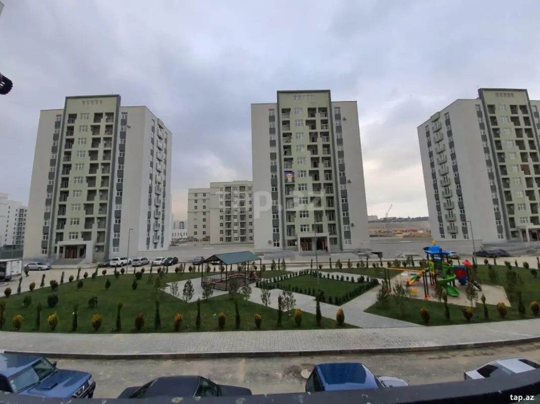 Kirayə verilir 2 otaqlı yeni tikili 70 m²