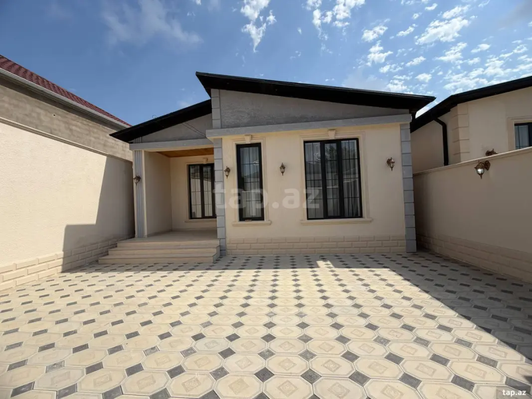 Satılır 3 otaqlı həyət evi 100 m²