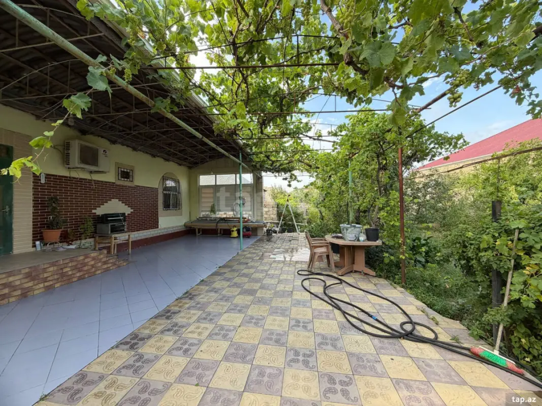 Satılır 3 otaqlı həyət evi 120 m²