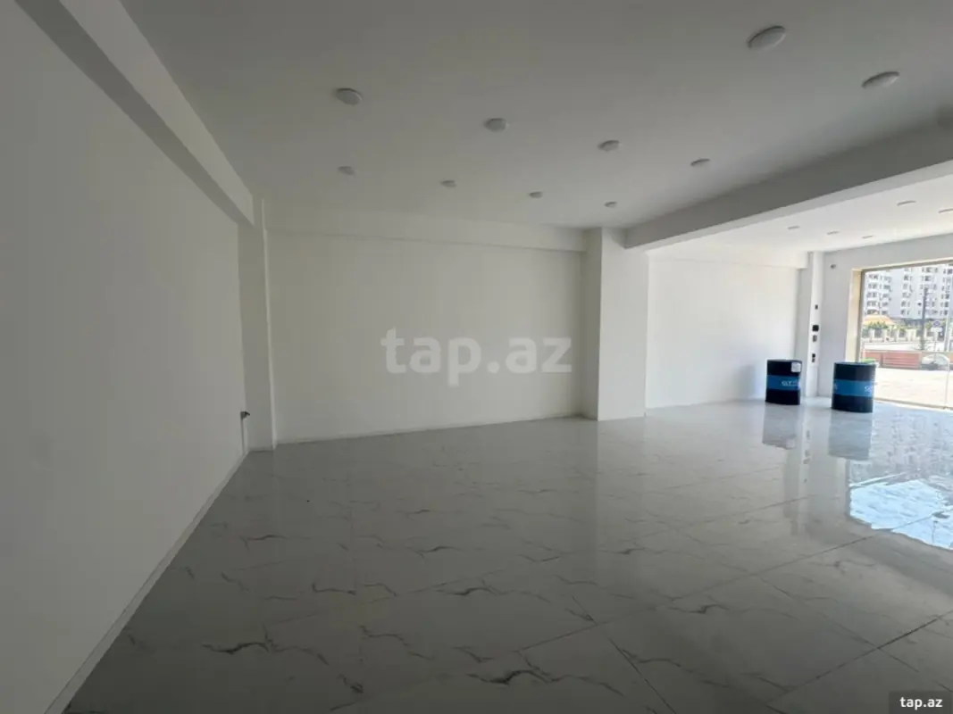 Satılır 1 otaqlı mənzil 80 m²