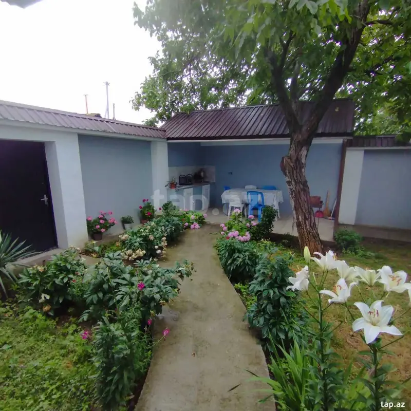 Kirayə verilir 4 otaqlı həyət evi 100 m²