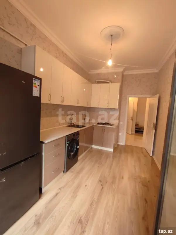 Kirayə verilir 2 otaqlı yeni tikili 70 m²