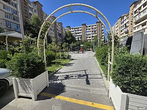 Satılır 4 otaqlı mənzil 130 m² — Bakı, İnşaatçılar 4 otaq 130.00 m²