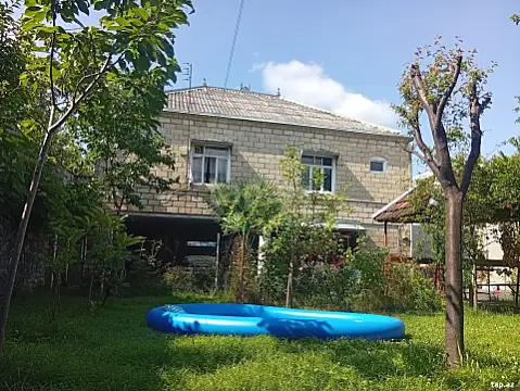 Satılır 8 otaqlı həyət evi 145 m² — Zaqatala 8 otaq 145.00 m²