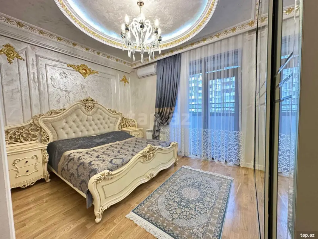 Satılır 2 otaqlı yeni tikili 70 m²