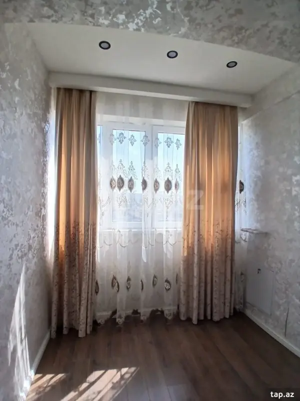 Satılır 1 otaqlı yeni tikili 31 m²