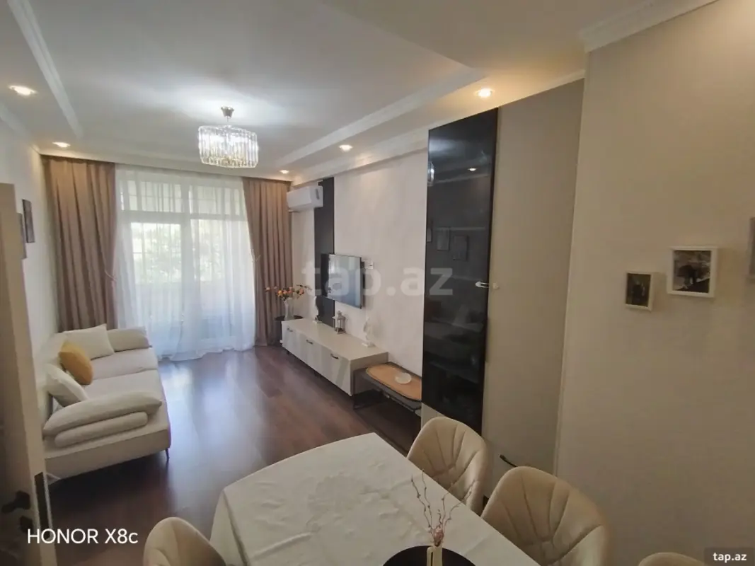 Satılır 3 otaqlı yeni tikili 81 m²