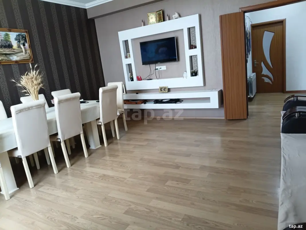 Satılır 4 otaqlı yeni tikili 110 m²