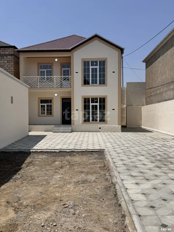 Satılır 4 otaqlı həyət evi 160 m²