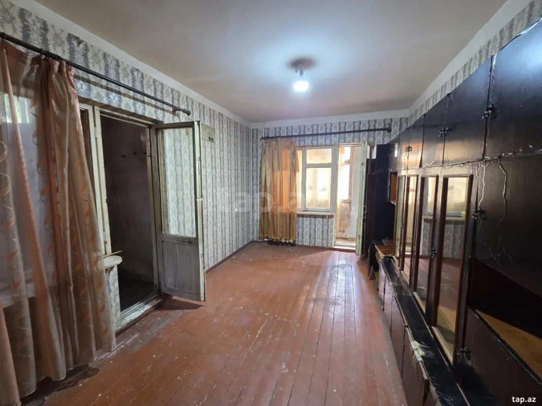 Satılır 1 otaqlı mənzil 50 m²