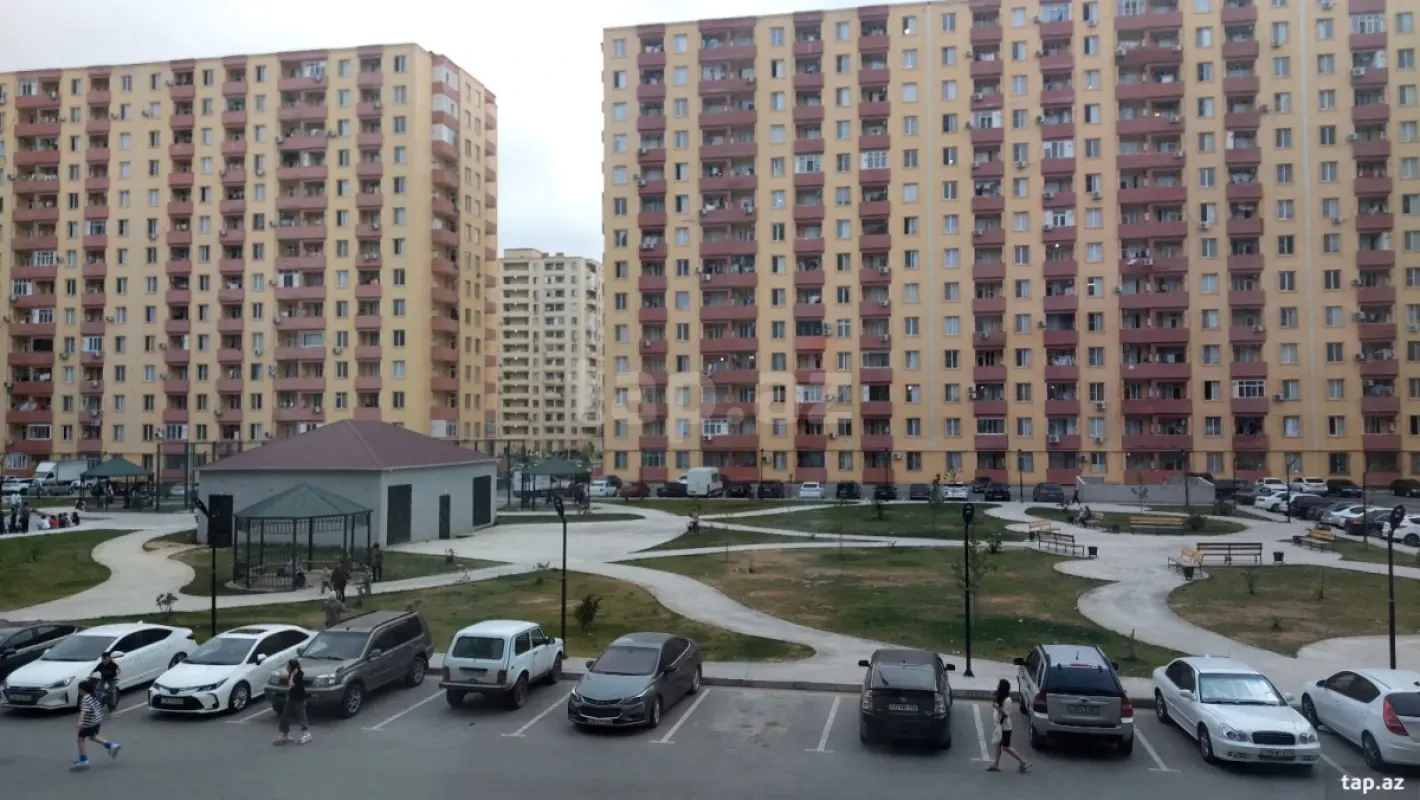 Kirayə verilir 2 otaqlı yeni tikili 65 m²