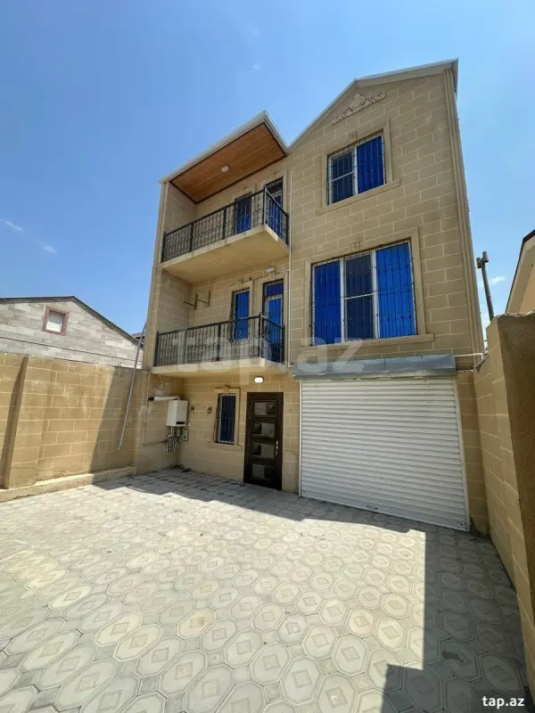 Satılır 6 otaqlı həyət evi 215 m²