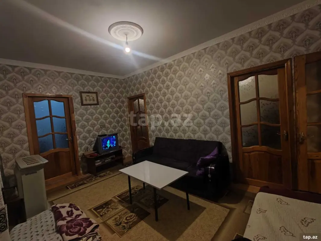 Satılır 4 otaqlı həyət evi 80 m²