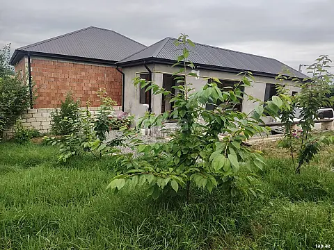 Kirayə verilir 2 otaqlı həyət evi 60 m² — Quba 2 otaq 60.00 m²