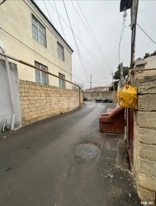 Satılır 1 otaqlı həyət evi 35 m²
