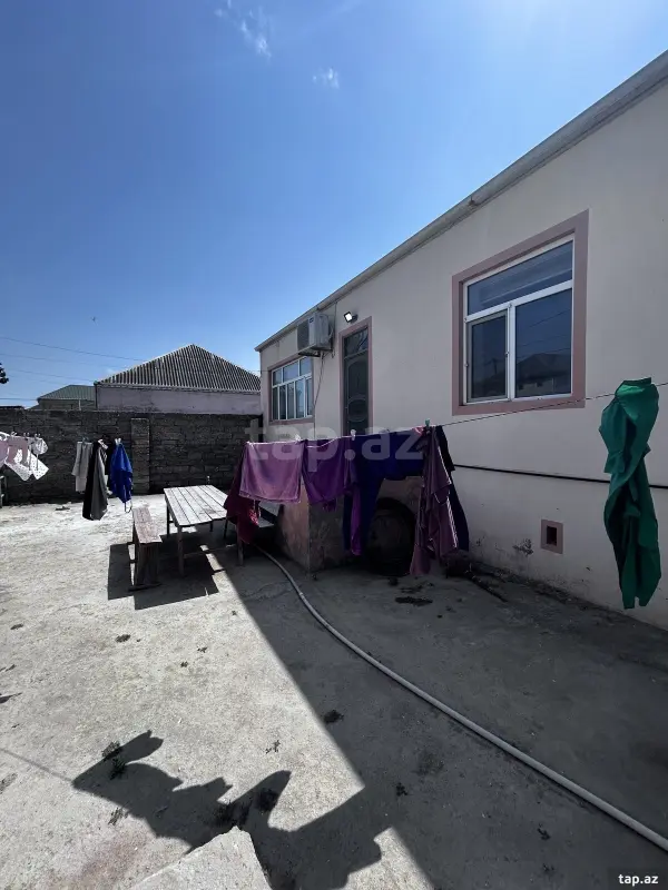 Satılır 4 otaqlı həyət evi 110 m²