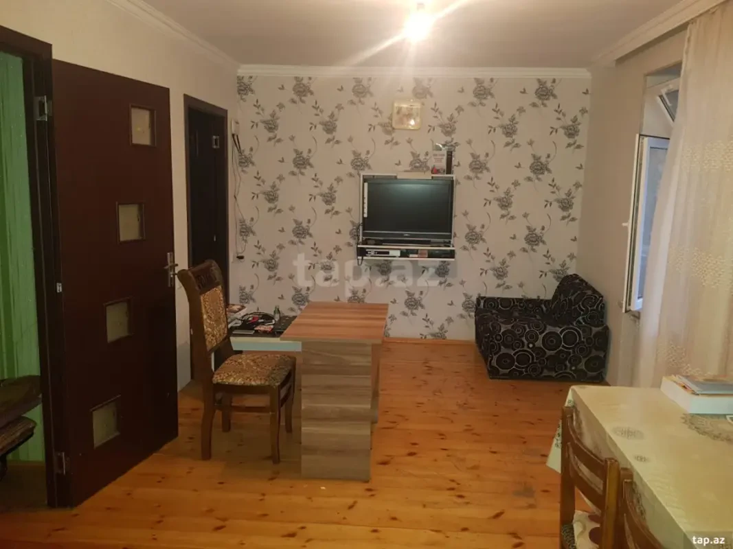 Kirayə verilir 2 otaqlı mənzil 40 m²