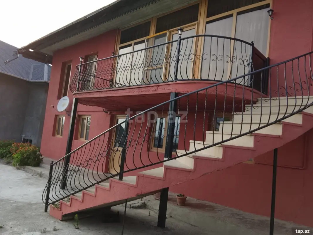 Kirayə verilir 3 otaqlı həyət evi 100 m²